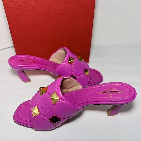 Valentino Roman Stud 65 Leather Sandals